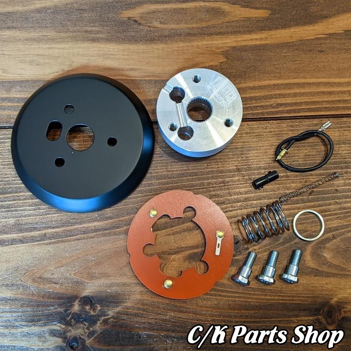 ビレットステアリングホイールアダプター ブラック 3ホール (GRANT/GT