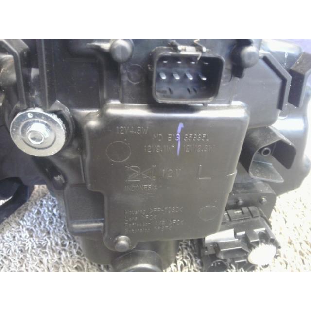 グランマックス 5BF-S413P 左 ヘッド ランプ ライト トラックGL 4WD S403M タウンエース 1E7  100-8J009 81106-BZ010の画像