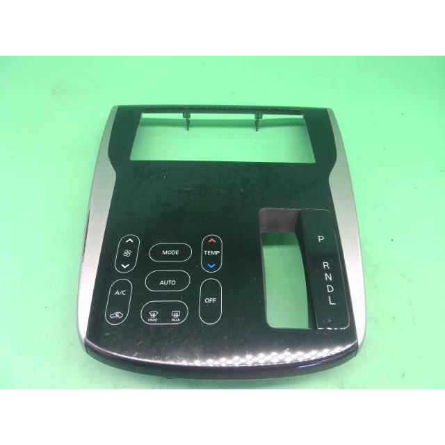 デイズ DBA-B21W エアコン スイッチ パネル ハイウェイスター X MMR