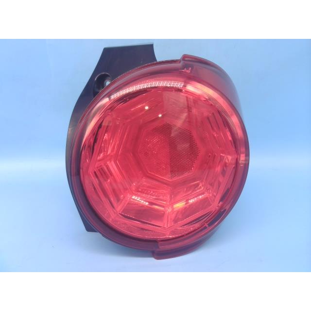 CAST（ダイハツ） キャスト DBA-LA250S 右テールランプ スタイルX X07