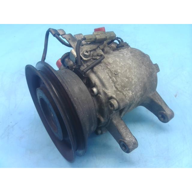 コペン　リビルト　エアコンコンプレッサーL880K ダイハツ エアコンコンプレッサー リビルト コペン L880K 88320