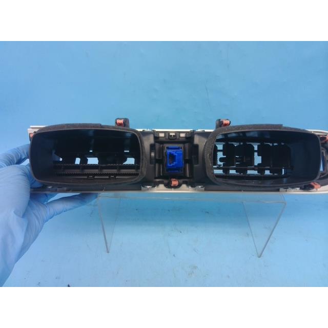 ムーヴ ムーヴキャンバス 5BA-LA850S 「エアコン吹き出し口 ストライプ