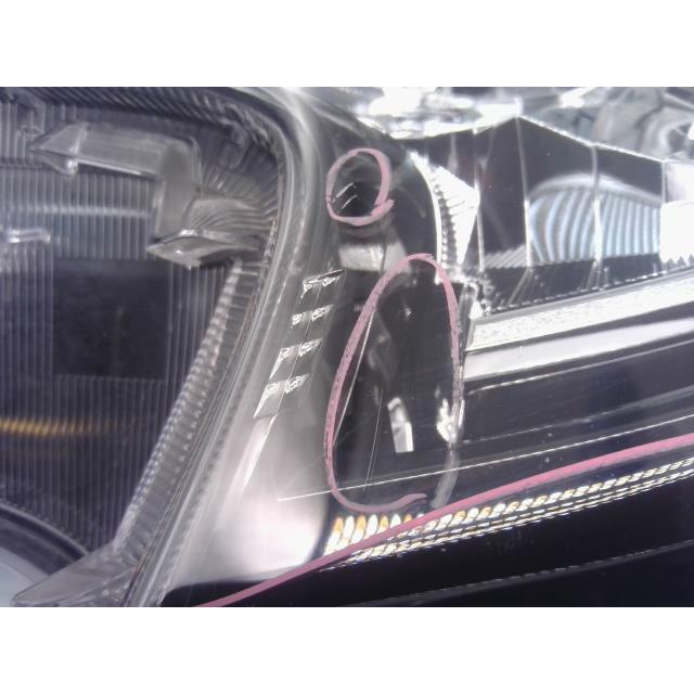 カローラツーリング 6AA-ZWE211W 左 ヘッド ランプ ライト ハイブリッド S 209  12-633 81106-12G90の画像