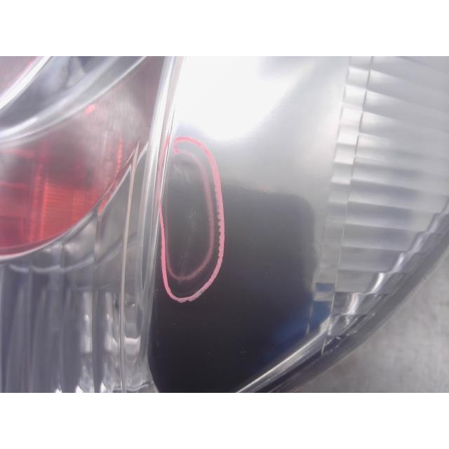 アクア DAA-NHP10 右テールランプ S 040 52-252 81550-52A83 81550
