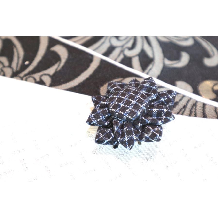 200年の歴史が生み出す久留米かすりの多目的ブローチ。ネイビーチェック | 