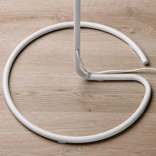 IKEA イケア　新商品　ヴィンドカスト フロアランプ　ホワイト イケア（IKEA） フロアランプ ホワイト m30539094 VINDKAST