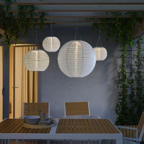 イケア（IKEA） LED太陽電池式ペンダントランプ 屋外用/球形 ホワイト