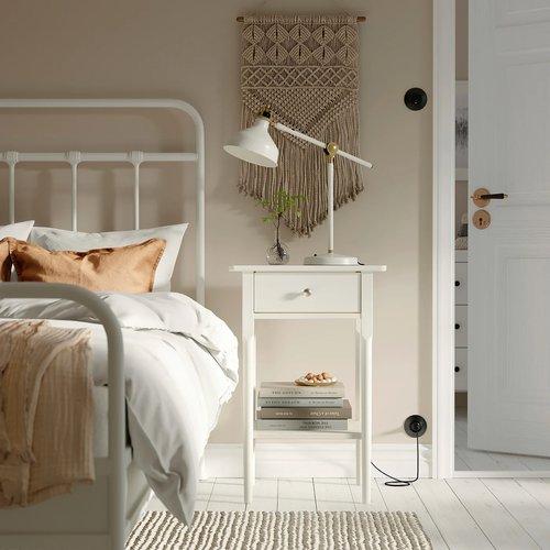 イケア（IKEA） ベッドサイドテーブル ホワイト 50x 37x76cm m70601606