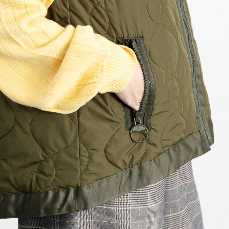 【送料無料】 BIG ZIP使いキルティングベスト 4色 M-LL 中綿 洗える レディース アウター ベスト フード付き 袖なし 保温性 |  | 08