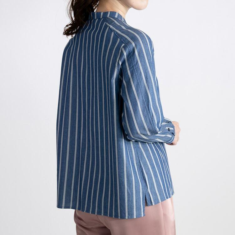 【送料無料】 パールボタン使いデニムストライプブラウス 2色 M-LL 洗える 長袖 レディース トップス ブラウス デニム シャツ ストライプ パール 春夏秋 |  | 06