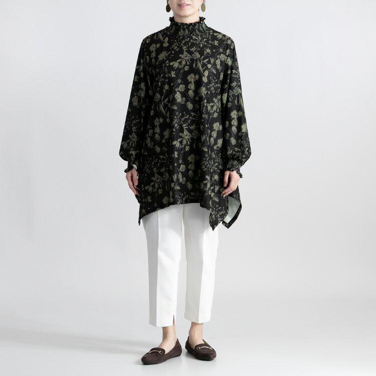 【送料無料/再入荷】 裾フレア花柄シャーリングチュニック 3色 M L 長袖 洗える レディース トップス チュニック シャーリング 花柄 プリント ゆったり 楽ちん |  | 10