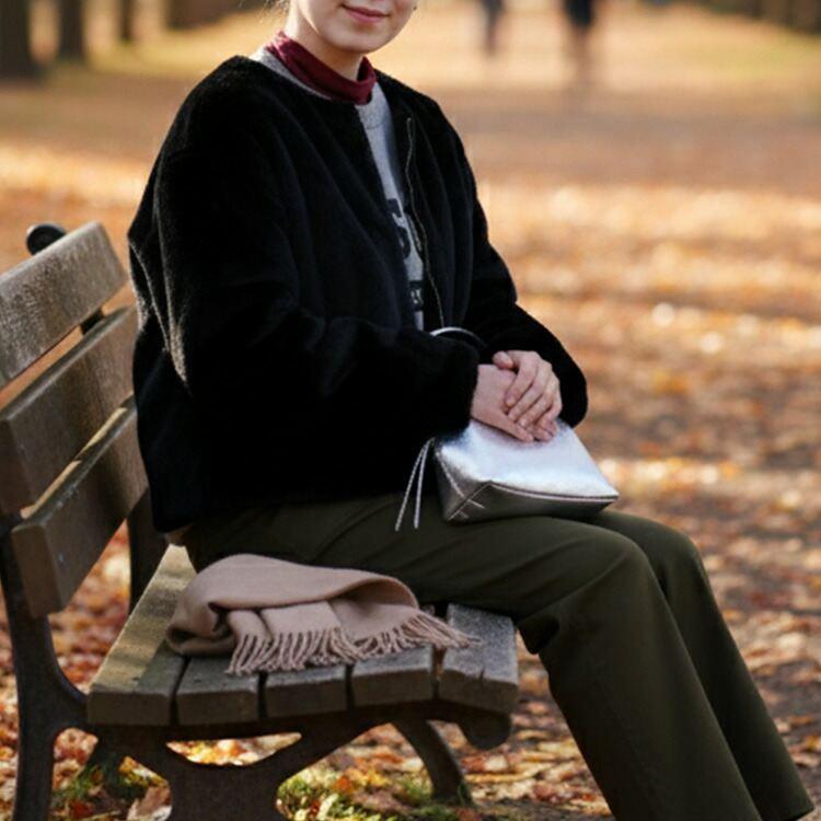 【新作】【送料無料】 ファーブルゾン 2色 M L 長袖 裏地あり レディース アウター コート ジャケット ブルゾン エコファー ノーカラー 前ファスナー 楽ちん |  | 09