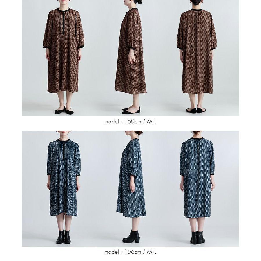 【送料無料】 幾何柄ピンタックワンピース 3色 M-L 洗える 八分袖 レディース トップス ワンピース Aライン ラウンドネック 総柄 幾何学 ピンタック 春秋 |  | 15