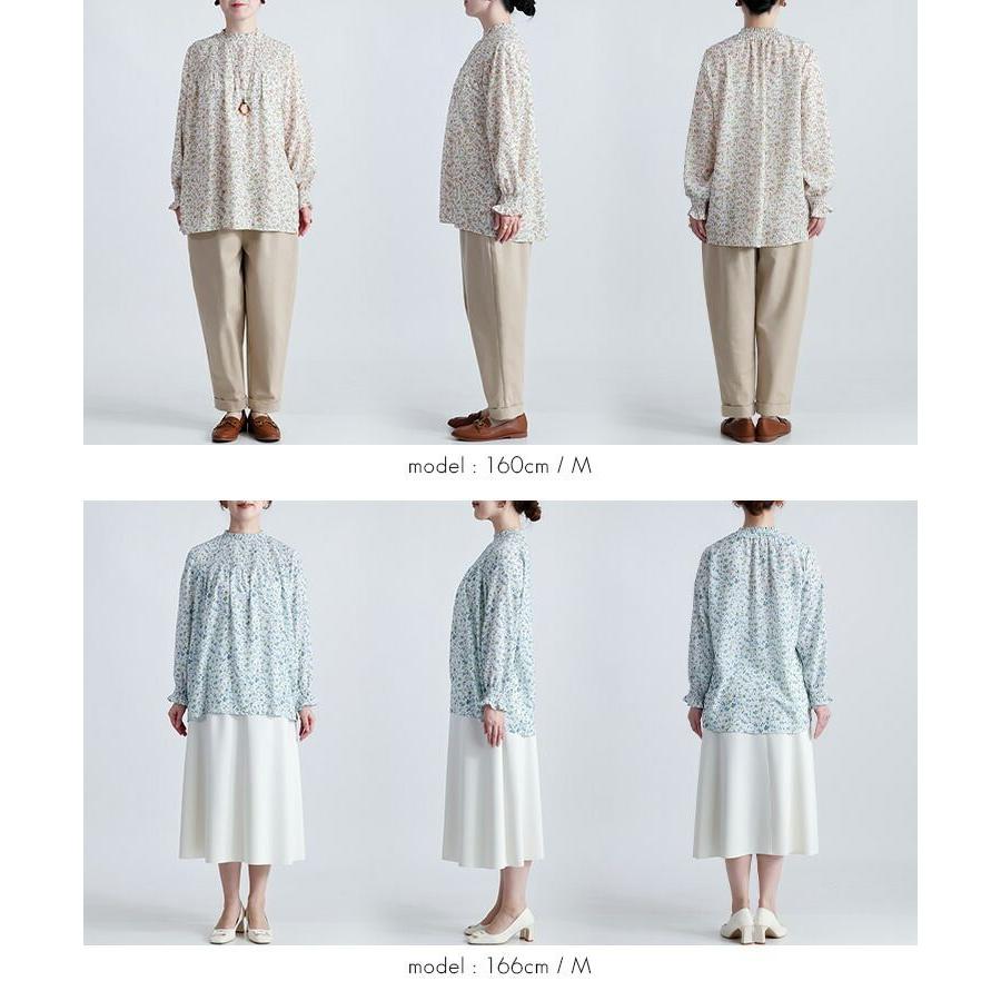 【新作】【送料無料】 小花柄シャーリングブラウス 2色 M L 洗える 長袖 レディース トップス ブラウス チュニック スタンドカラー フリル衿 とろみ素材 楽ちん |  | 15