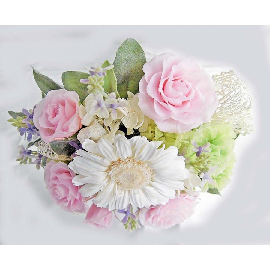 可愛いブーケcuddly Bouquet ピンクのバラと白いガーベラとカーネーション ケース入 アレンジ プリザーブドフラワー Cuddlyb1000pk プリザーブドフラワーギフトclaps 通販 Yahoo ショッピング