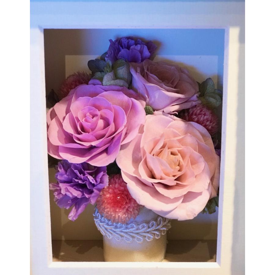 プリザーブドフラワー 送料無料 お祝い 誕生日 枯れない花 プリザーブドフラワー フレーム バラ プレゼント インテリア 造花 ギフト | ブランド登録なし | 01