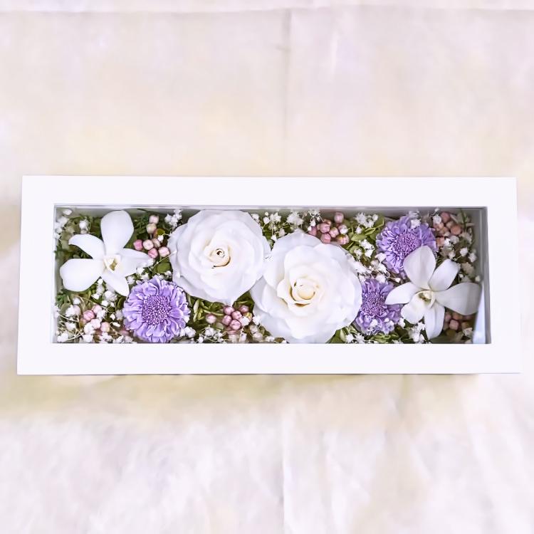 引越し祝い 新築祝い 供花にも 置いても掛けても飾れるケース入 プリザーブドフラワー バラ デンファレ カーネーション カスミソウのお花のギフト Rf10lav プリザーブドフラワーギフトclaps 通販 Yahoo ショッピング