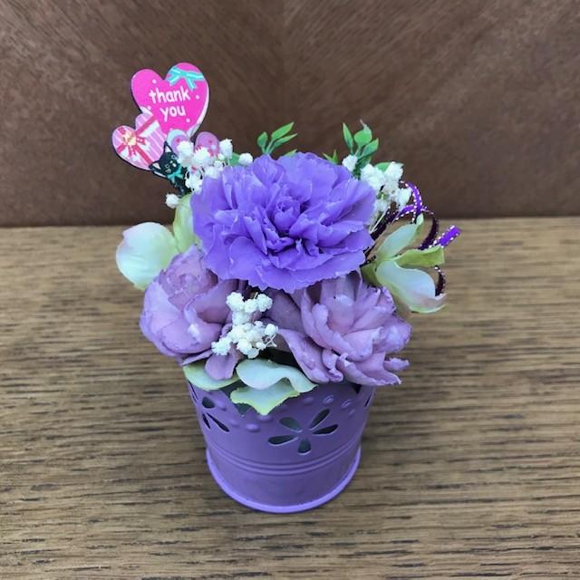 ちょこっと気持ち 藤色 カーネーション の 花束 みたいな アレンジ いつもありがとう 母の日 ギフト プリザーブドフラワー Thanks 23lila プリザーブドフラワーギフトclaps 通販 Yahoo ショッピング