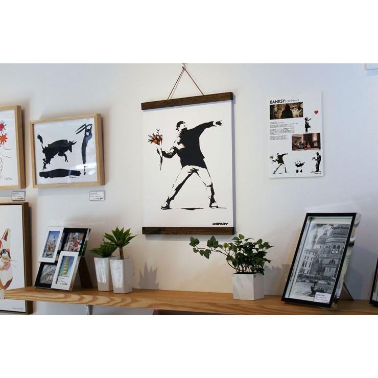 アートパネル バンクシー 花束を投げる男 Banksy Molotov(Brown Hanger