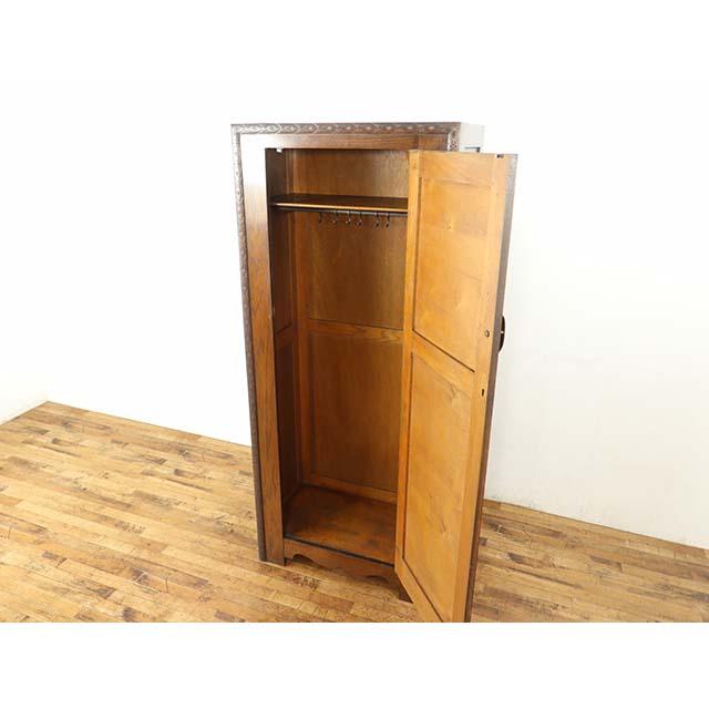 イギリス　アンティーク　ワードローブ　英国カントリー　ヨーロピアン　キャビネット 英国アンティークのワードローブ、重厚感が漂うオーク材のおしゃれな