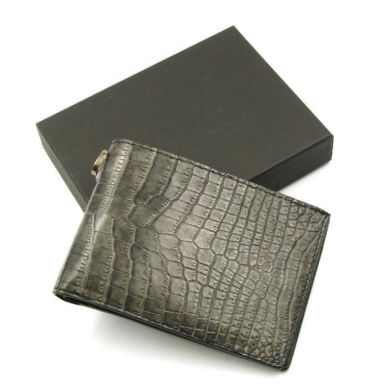 美品 BACKLASH バックラッシュ 二つ折り財布 383-01 美品 BACKLASH バックラッシュ 二つ折り財布 383-01