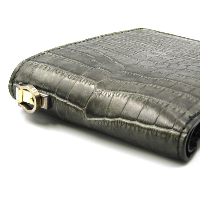 美品 BACKLASH バックラッシュ 二つ折り財布 383-01 美品 BACKLASH バックラッシュ 二つ折り財布 383-01