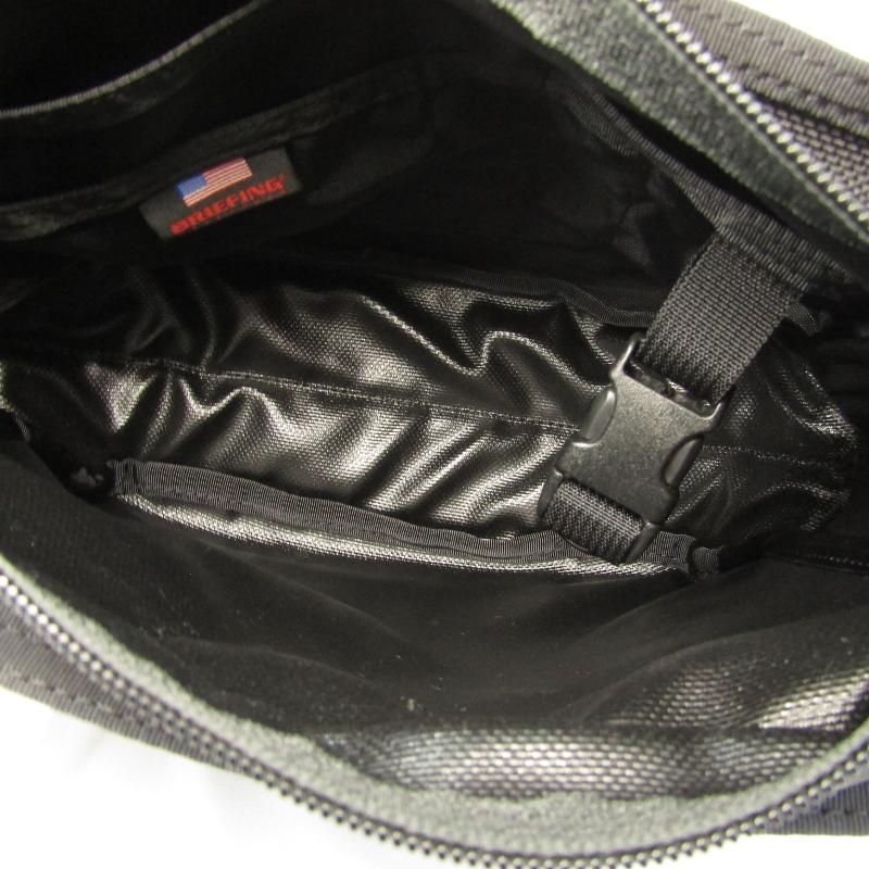 BRIEFING 美品 ブリーフィング ショルダーバッグ BRF105219 DAY 