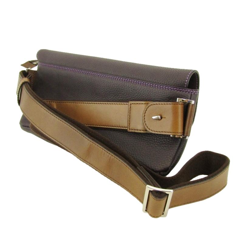 WILDSWANS（ワイルドスワンズ） 美品 ミニショルダーバッグ シュラン