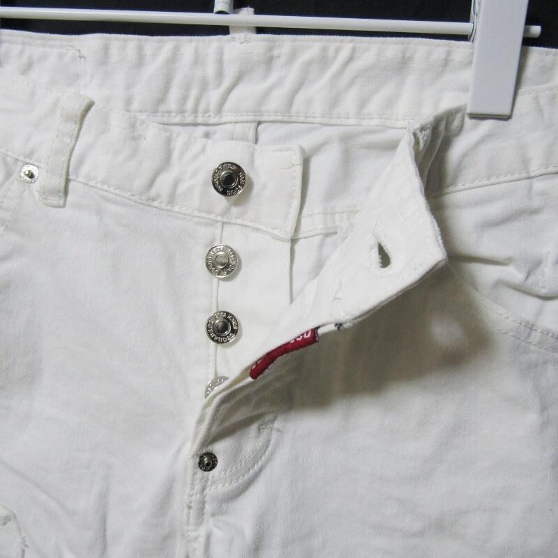 DSQUARED2 ディースクエアード デニムパンツ S78LA0680 S30188 DSQUARED2 ディースクエアード デニムパンツ S78LA0680 S30188