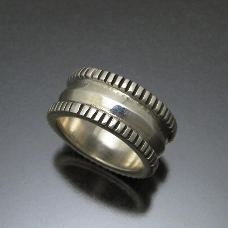 美品 Jennifer Curtis ナバホ族 リング チゼルワーク 美品 Jennifer Curtis ナバホ族 リング チゼルワーク