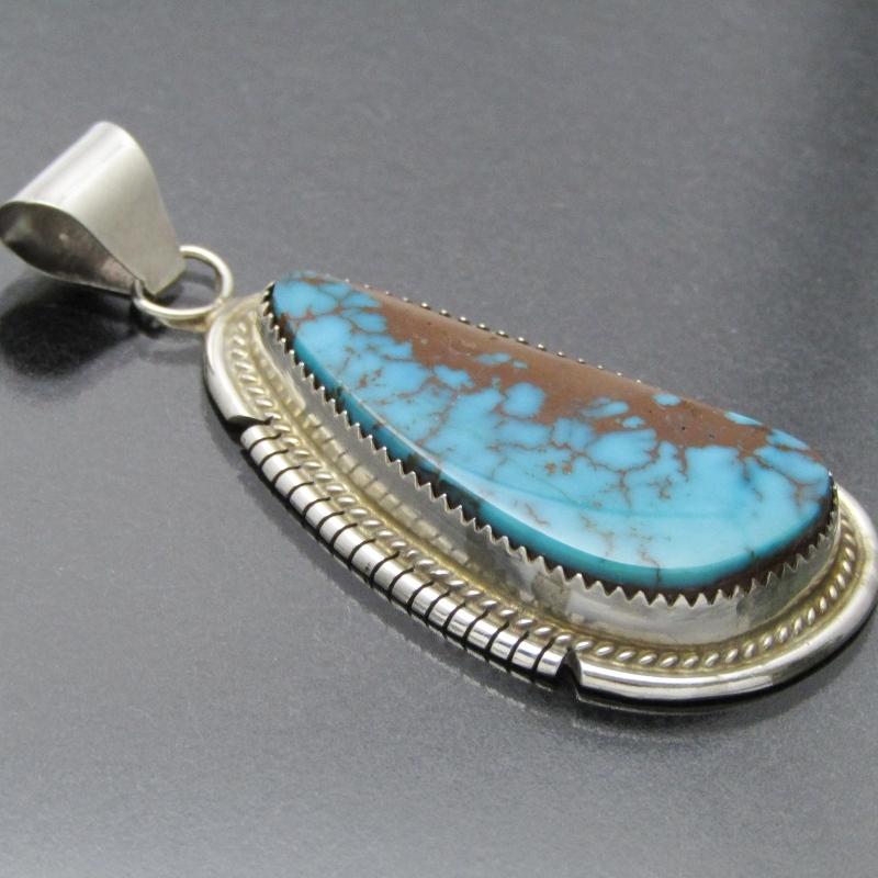 Pilot Mt.ターコイズ インディアンジュエリー ナバホ族 ペンダント