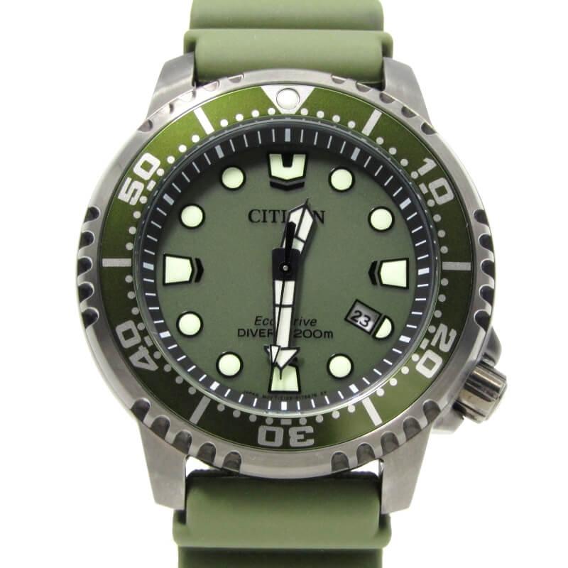 CITIZEN Eco-Drive Diver's 200m オリーブグリーン
