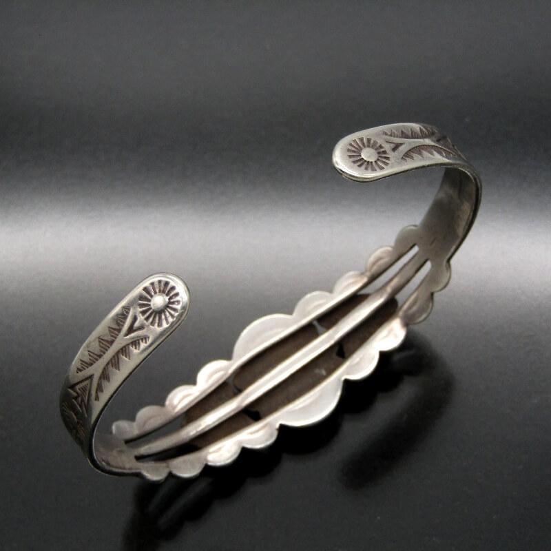 未使用 NAVAJO ナバホ族 トライブ柄 スタンプワーク ステンレス