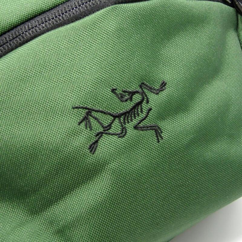 ARC'TERYX 未使用 アークテリクス ショルダーバッグ マンティス2 ARC'TERYX 未使用 アークテリクス ショルダーバッグ マンティス2