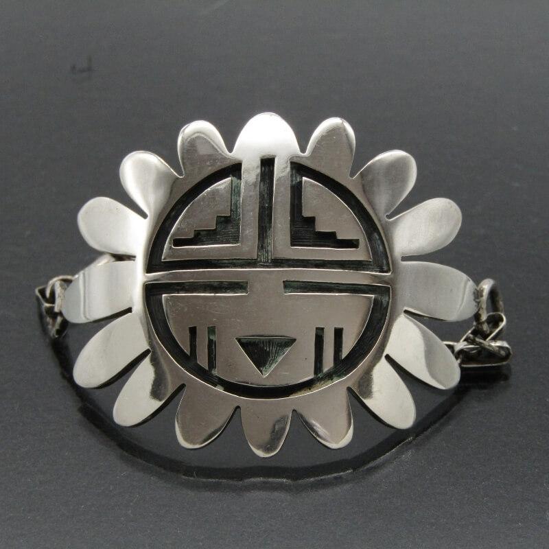 ホピ族ブレス ホピ族：カチナデザイン カフブレスレット - PINE☆FIELD