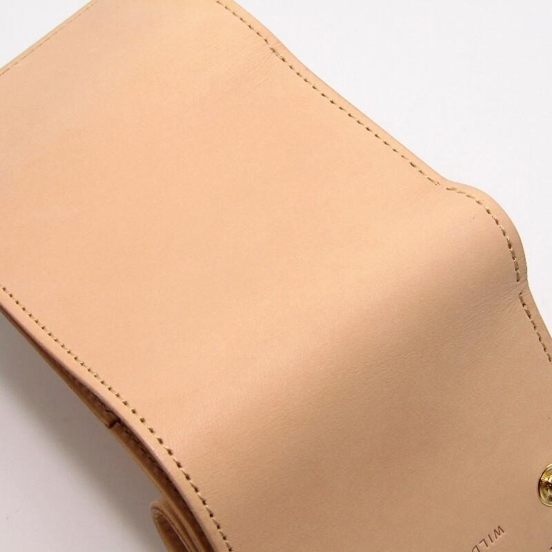 WILDSWANS（ワイルドスワンズ） 美品 三つ折り財布 サドルプルアップ