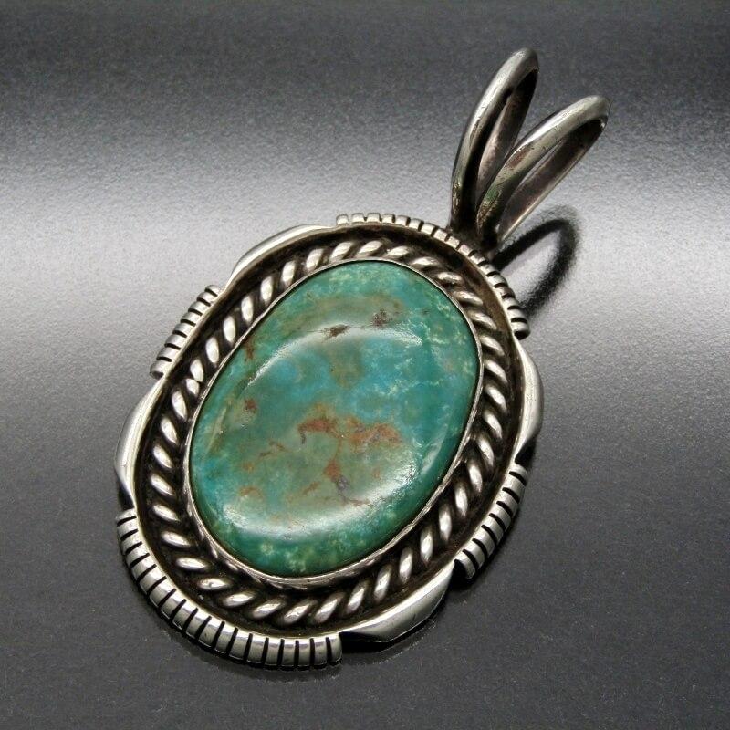 ターコイズ　ネックレストップ　ナバホ族　RB刻印 Aaron Anderson ナバホ族 ペンダント ターコイズ アーロン