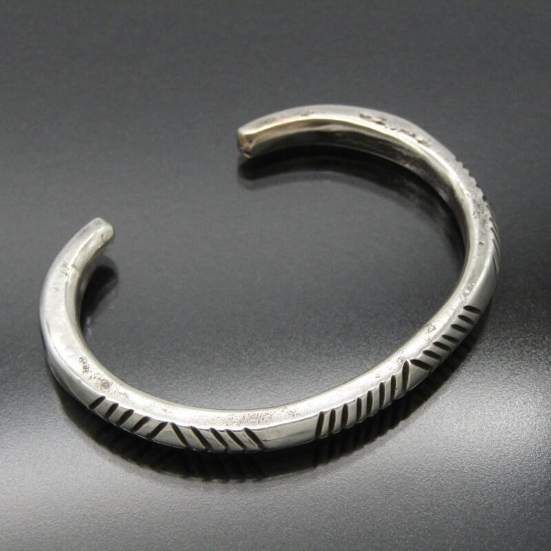 JOCK FAVOUR ジョックフェーバー コインシルバー　バングル 140mm ジョックフェーバー コインシルバー バングル｜マライカ