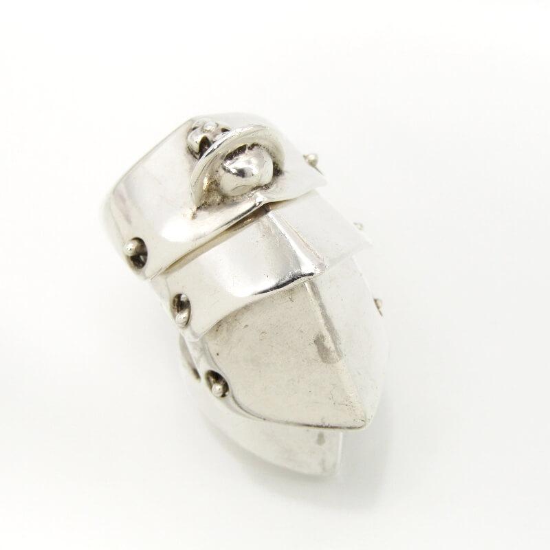 Vivienne Westwood（ヴィヴィアンウエストウッド） リング ARMOUR RING