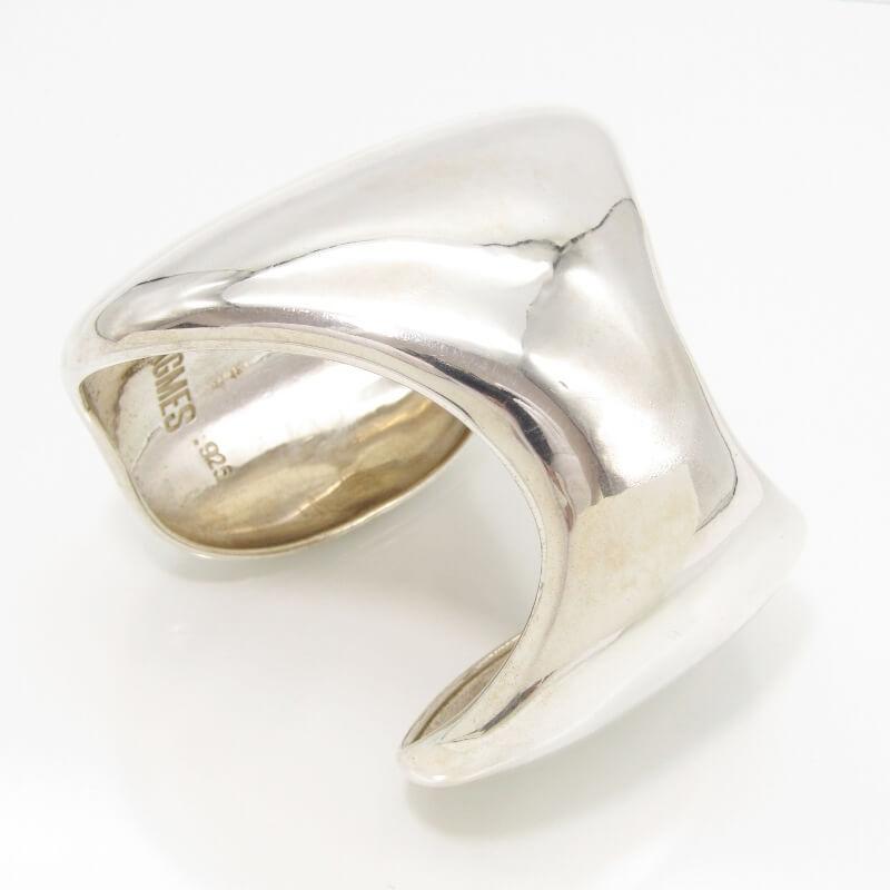 ＜ AGMES＞ JEAN CUFF バングル　定価137500円 AGMES＞ JEAN CUFF バングル定価137500円