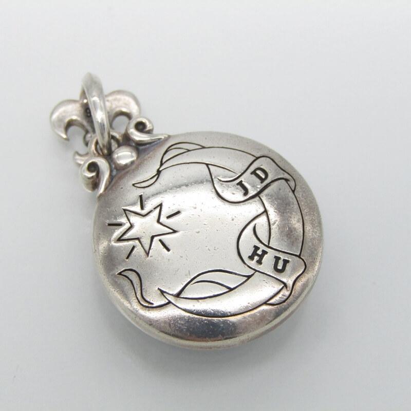 新品◇JUSTIN DAVIS◇DIP PENDANT◇スカルペンダント◇廃盤◇ 【公式通販】