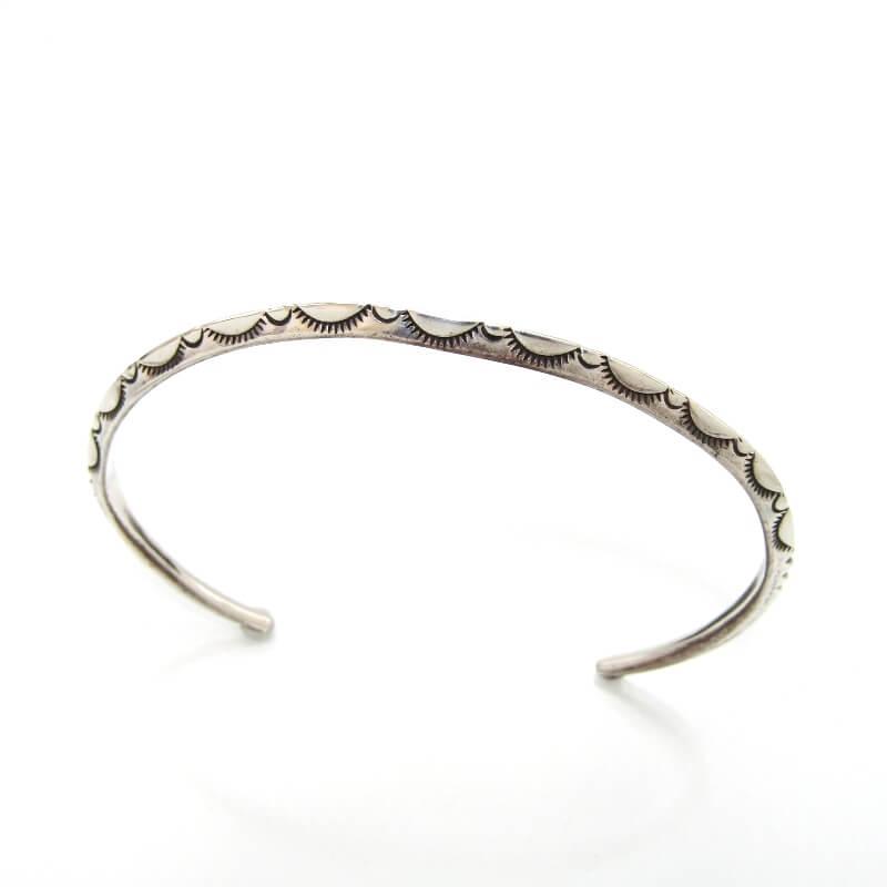 LARRY SMITH（ラリースミス） バングル EXTRA THIN TRIANGLE BANGLE