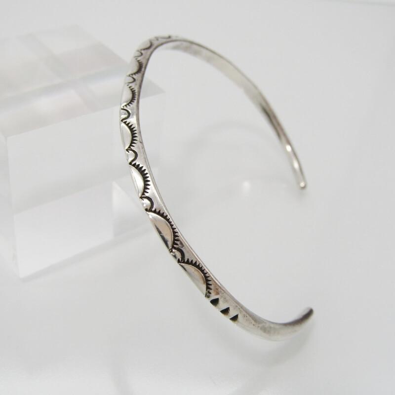 LARRY SMITH（ラリースミス） バングル EXTRA THIN TRIANGLE BANGLE