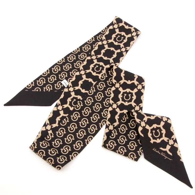 美品 Ferragamo フェラガモ スカーフ ガンチーニプリント リバーシブル