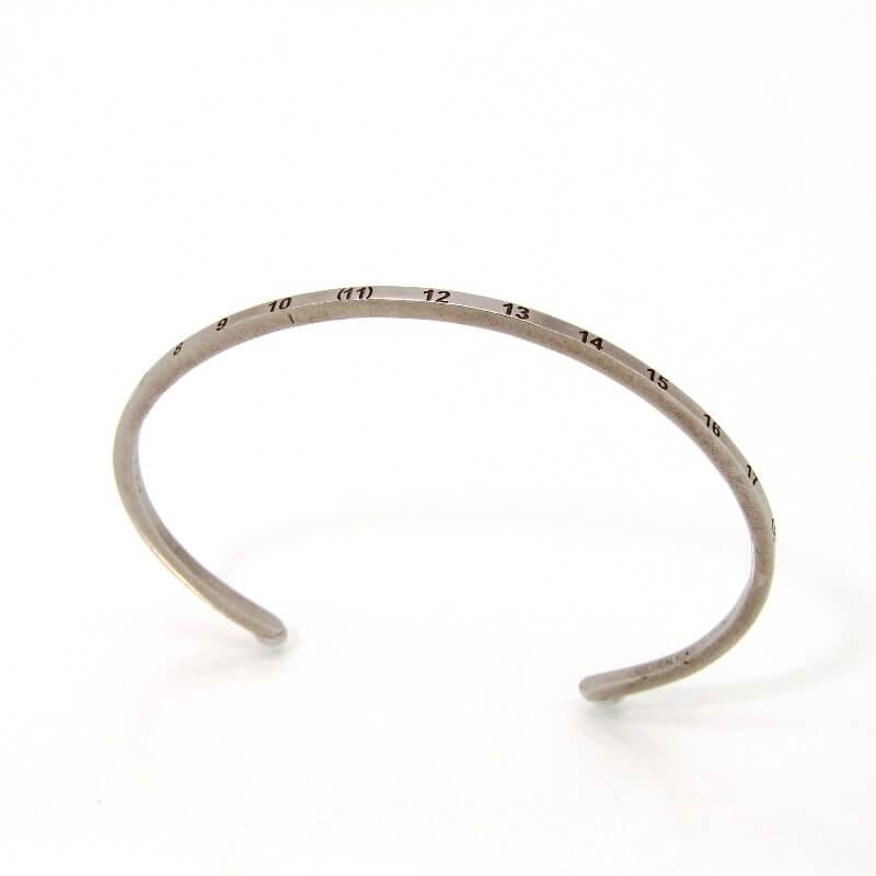 Maison Margiela メゾンマルジェラ バングル SM3UY0018 S12959 951