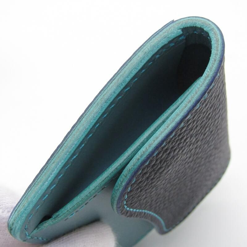 美品 WILDSWANS ワイルドスワンズ 小銭入れ TONGUE イロドリ シュランケンカーフ ブッテーロ ネイビー×ターコイズ   28011920 WILDSWANS（ワイルドスワンズ） 美品 小銭入れ TONGUE イロドリ
