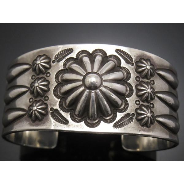 28万】エディソンサンディスミス イサカピーク バングル 希少品 格安 美品 Edison Sandy Smith ナバホ族 バングル オールドモレンシ