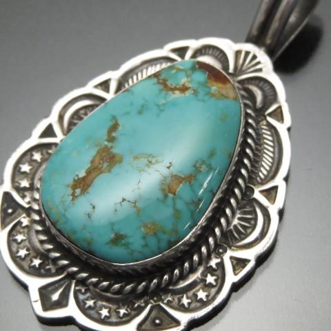 【美品❗️】 Gary Reeves ターコイズ ナバホ族 ペンダント 星無し 美品❗️】 Gary Reeves ターコイズ ナバホ族 ペンダント 星無し