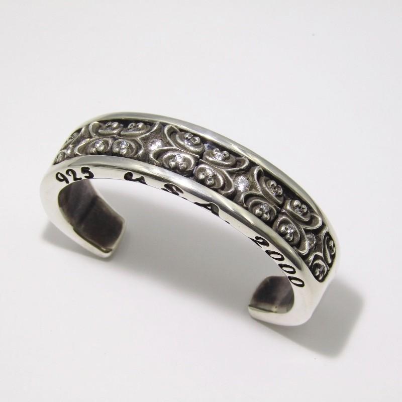 期間限定お値下げ！ＦＵＬＩＧＯＦＵＬＩＧＯＳＩＴＥＤ　シルバーバングル HERMES ブレスレット クルー・ド・フォルジュ バングル SH