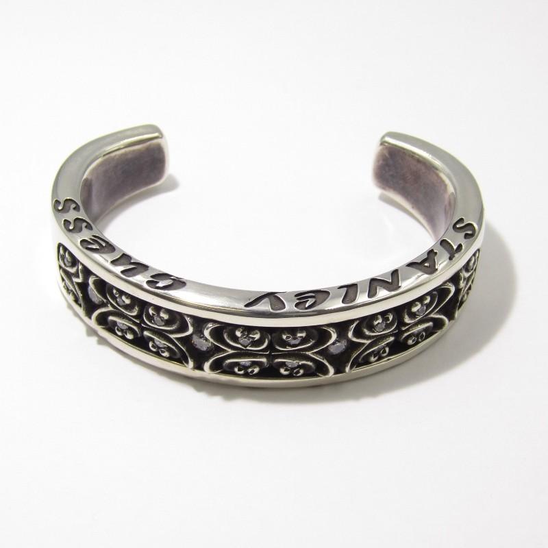 期間限定お値下げ！ＦＵＬＩＧＯＦＵＬＩＧＯＳＩＴＥＤ　シルバーバングル HERMES ブレスレット クルー・ド・フォルジュ バングル SH